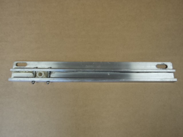 [65036200] R.H SLIDING GUIDE (Used)