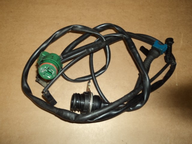 [153112] ALTERNATOR CABLES (Used)