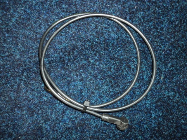 [201354] ANTENNA CABLE TO CAR STEREO (Used)