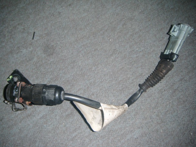 [178566] BATTERY CHARGING CONNECTION CABLE (Used)