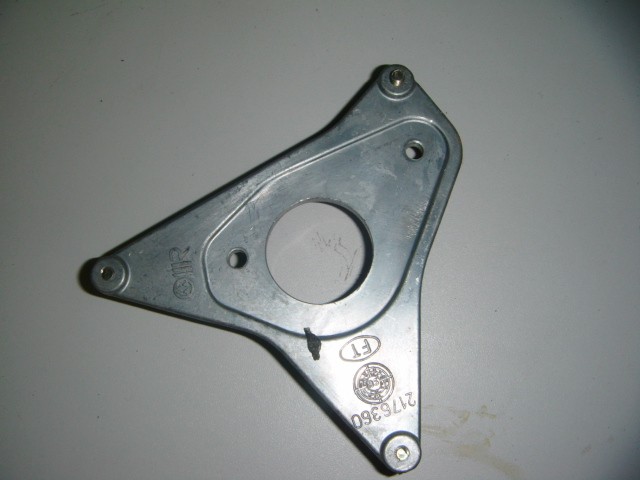 [176360] BRACKET (Used)