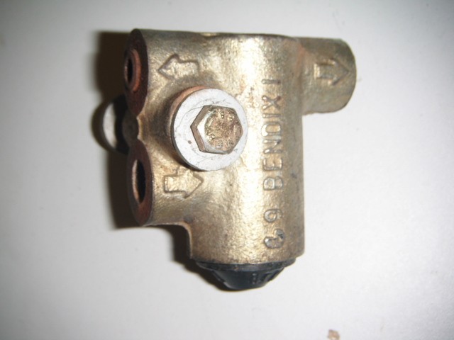 [172979] BRAKING REGULATOR (Used)