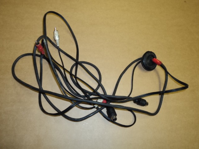 [181321] CAR STEREO/CD CHANGER CONNECTION CABLES (Used)