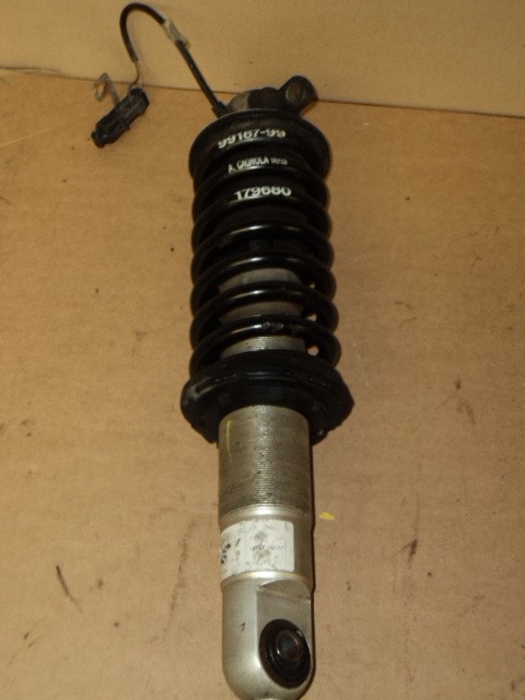 [174724] COMPLETE SHOCK ABSORBER (Used)