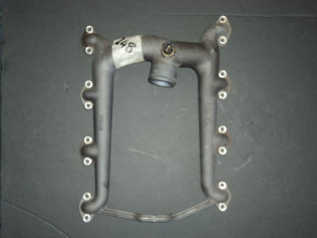 [179748] COMPLETE WATER OUTLET MANIFOLD (Used)