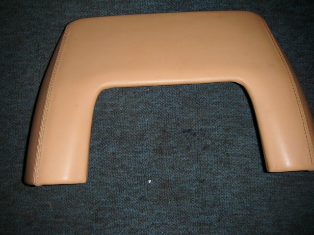 [65797705] CONSOLE IN BEIGE (Used)