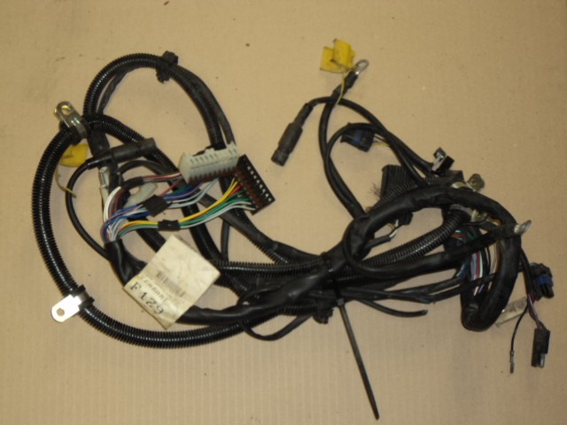 [172955] FRONT CABLES (Used)