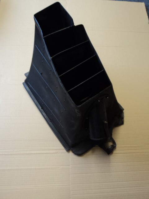 [62098000] L.H. AIR INLET (Used)