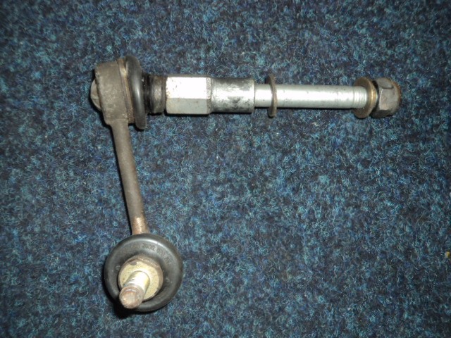 [161110] L.H BALL TIE ROD (Used)