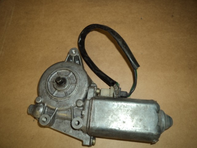 [62302200] L.H MOTOR (Used)