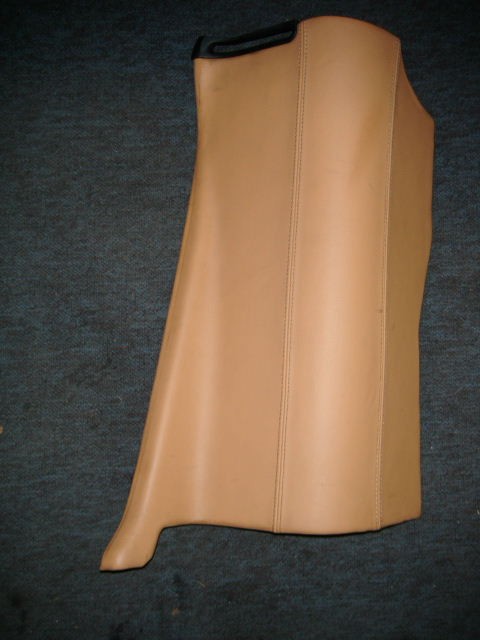 [65902105] L.H PILLAR IN BEIGE (Used)