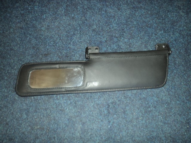 [64270500] L.H SUN SCREEN (Used)