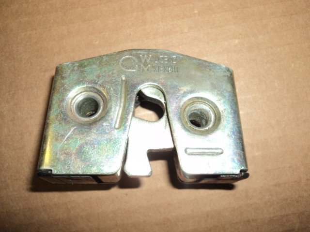 [61506100] LOCK FOR RIGHT DOOR LHD (Used)