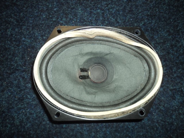 [157408] Loud Speaker Woofer (Used)