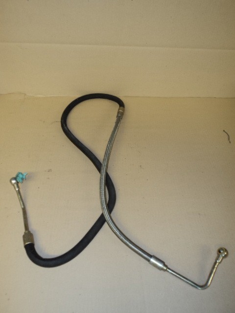 [173863] OIL RETURN TUBE FROM RADIATOR (Used)