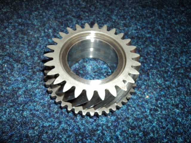 [183948] PINION FOR 4TH GEAR (Used)