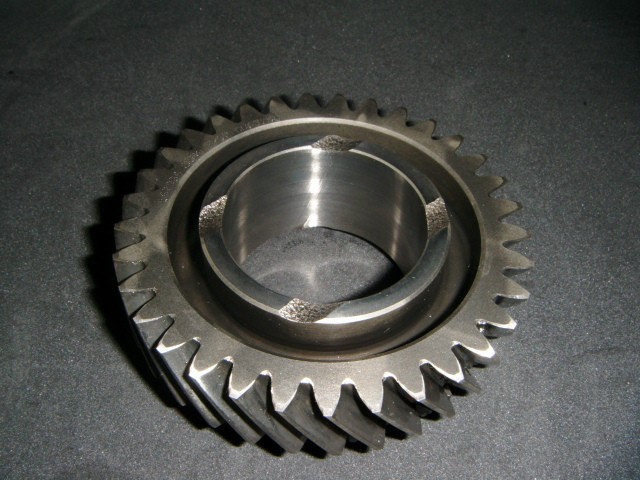 [167984] PINION FOR 6TH GEAR (Used)