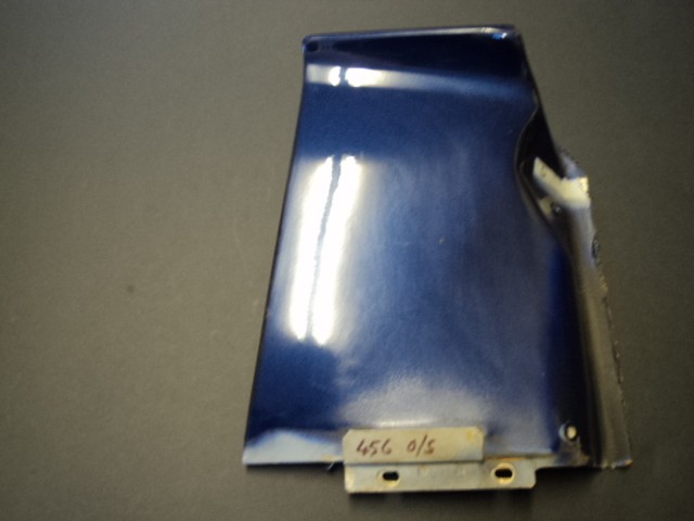 [63201500] R.H. FRONT EXTERNAL SIDE PANEL (Used)