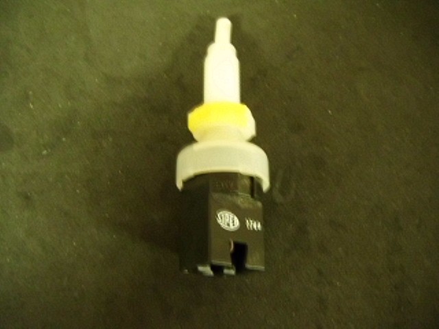 [133555] STOP CONTROL SWITCH (Used)