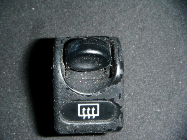 [180682] Switch for Rear Window (Used)