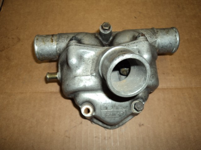 [124145] THERMOSTAT BODY AND COVER (Used)