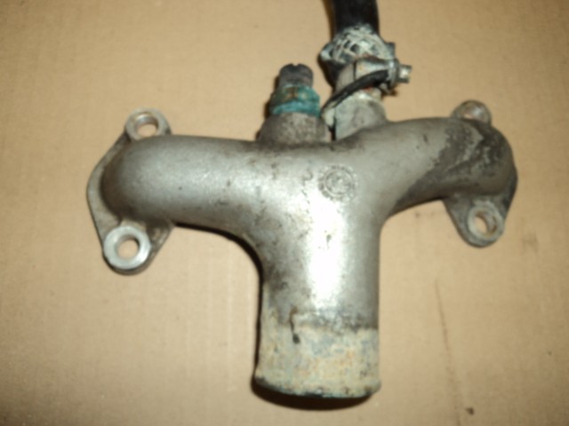 [116968] WATER MANIFOLD (Used)