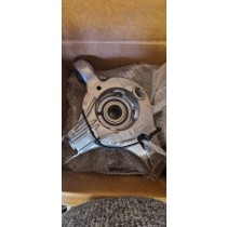 COMPLETE R.H. REAR HUB HOLDER NEW OEM