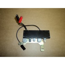 [63882100] CAR RADIO ANTENNA PRE-AMPLIFIER (Used)