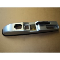 [65158600] Central Upper Tunnel Cover (Used)