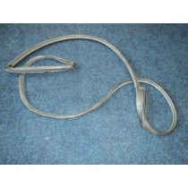 [63499400] GASKET FOR R.H. DOOR OPENING (Used)