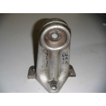 [152246] GEARBOX CASE FIXING SUPPORT (Used)