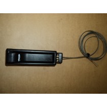 [64308600] HANDLE FOR FRONT HOOD OPENING (Used)