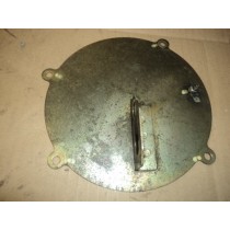 [165872] L.H. STEERING KNUCKLE COVER (Used)