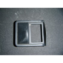 [64251700] Passengerside Switches Fixing Plate (Used)