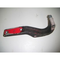 [64239600] R.H.ENGINE HOOD BONNET HINGE (Used)