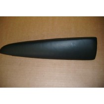 [65944500] R.H ARM REST BLACK (Used)