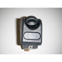 [180734] SWITCH FOR REAR WINDOW DEFROSTER (Used)